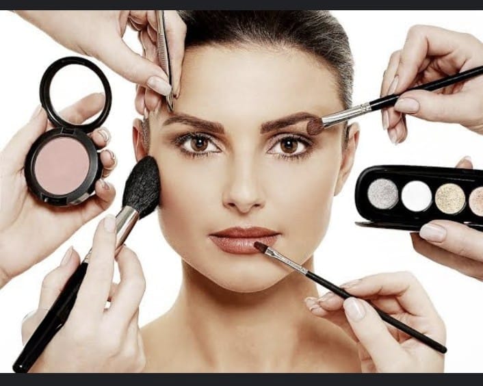 All types of professional makeup Bridal makeup Day makeup Night makeup
